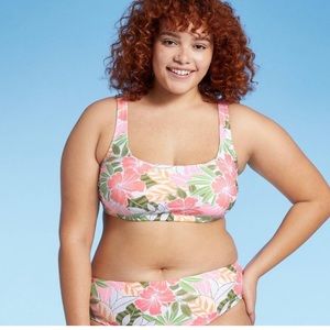 Junior’s plus size 1X bralette bikini top